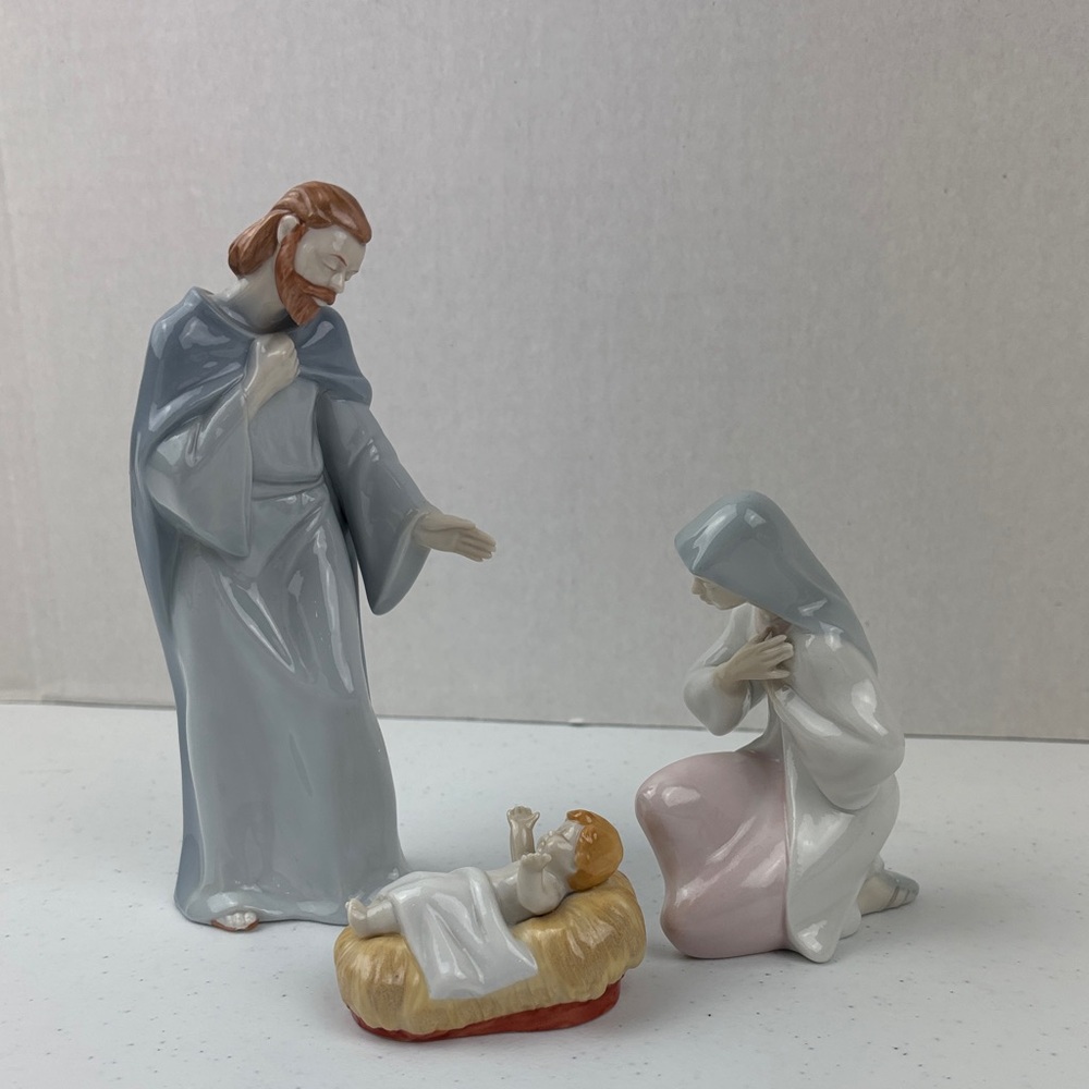 Ceramic Nativity Figurine Set